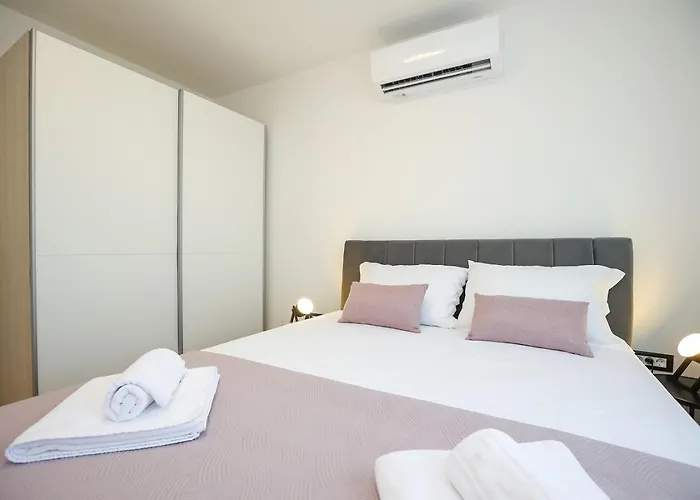 Glorija Apartman Zára