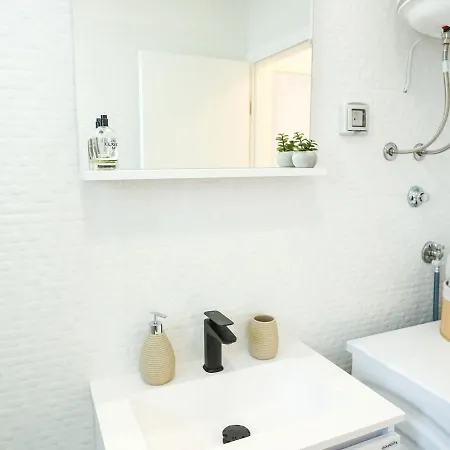 Glorija Apartment *