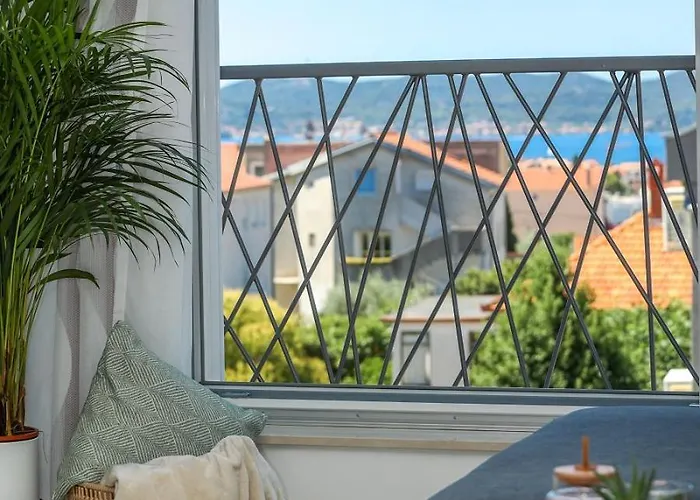 Glorija アパート