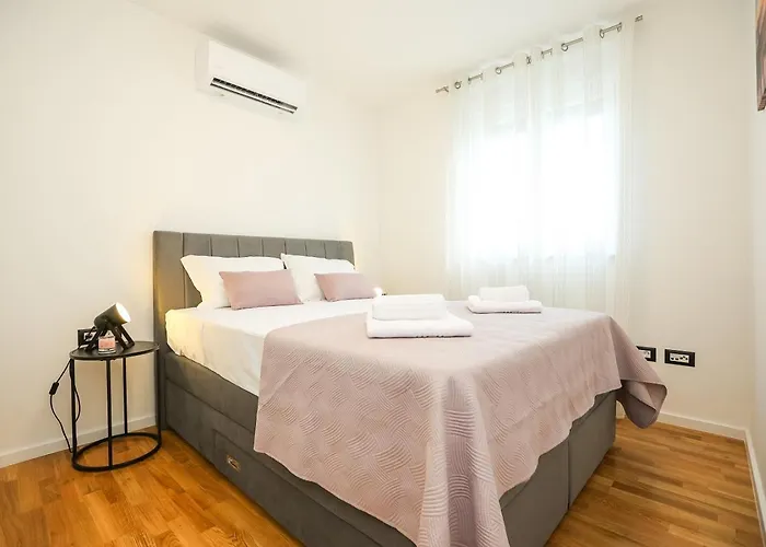 Glorija * زادار